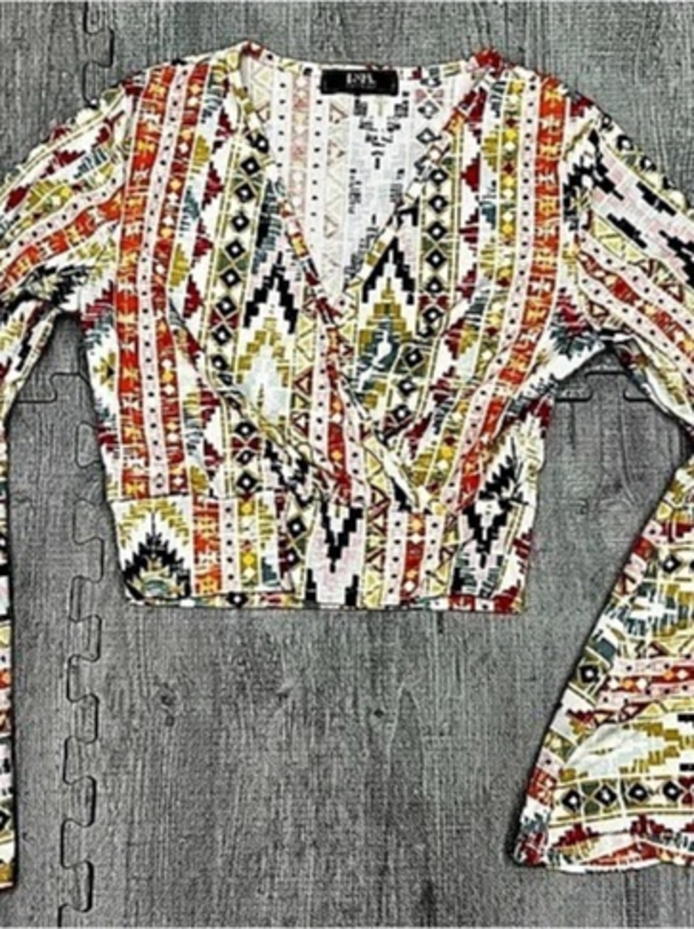 Multicolor Geometric Bohemian V-Neck Cropped Bell Sleeve Pullover Blouse S
